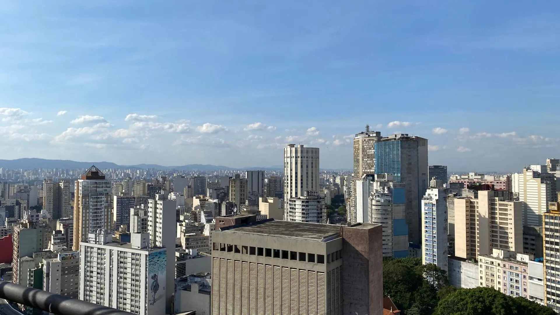 Studio Em Frente Ao Pq Augusta 300 M Do Metro E Universidade Mackenzie サンパウロ 0*,  ブラジル